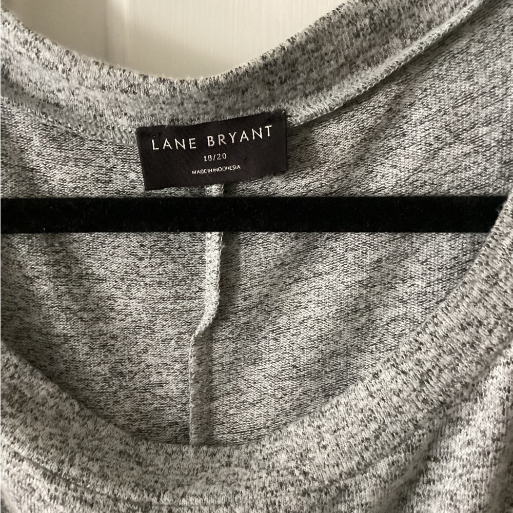 Lane Bryant Classic Long-Sleeve Top with Shirttail Hem Heather Grey 18/20 - Picture 6 of 9